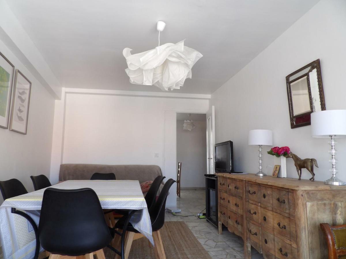 Apartamento Les Jacinthes Saint-Raphaël Exterior foto